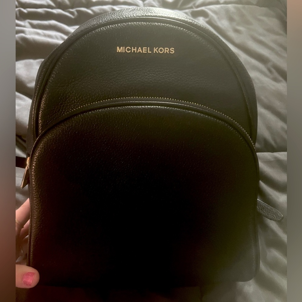 NWT Michael Kors Medium Leather Backpack.